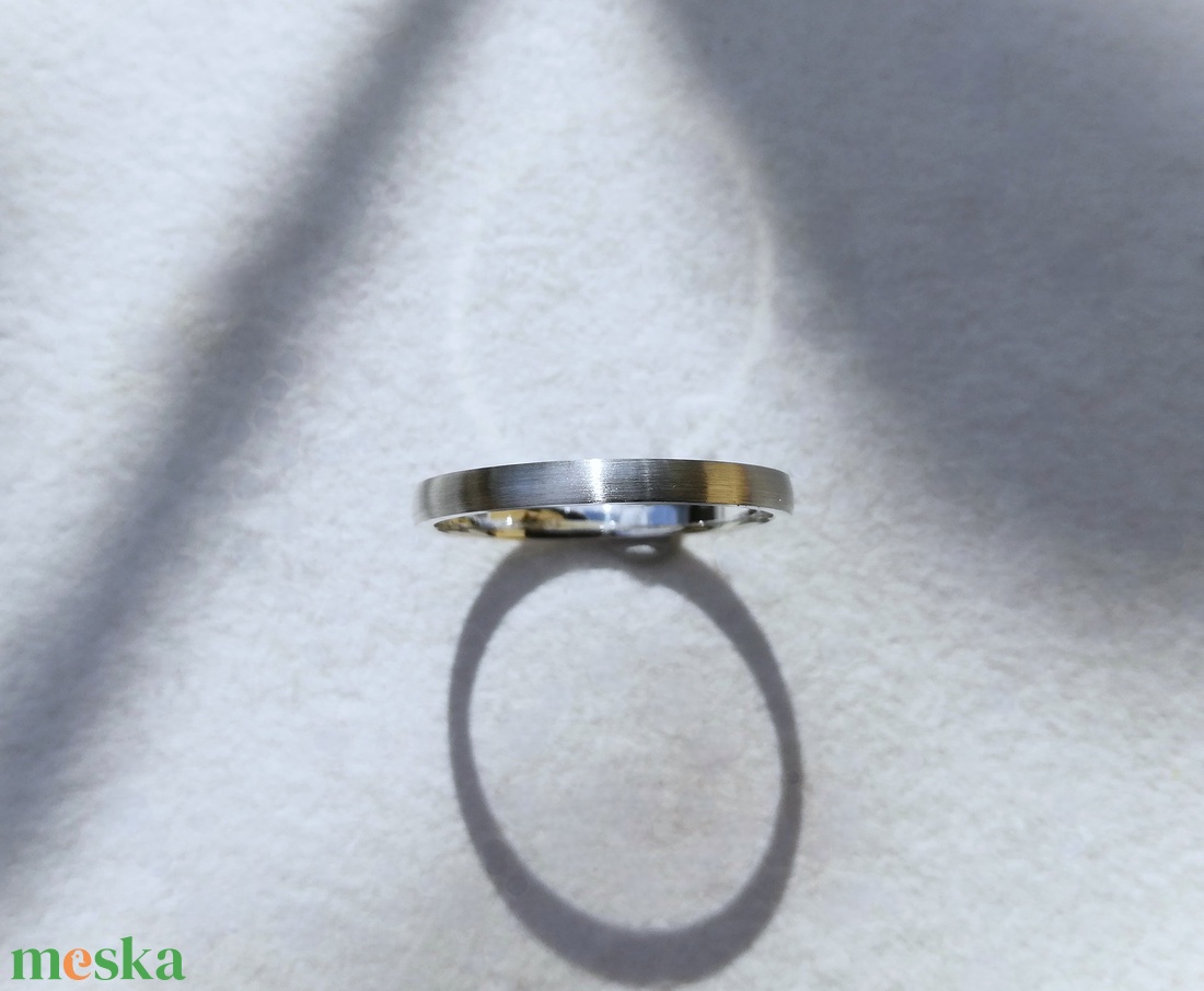 Selyemfényű, vékony, féldomború ezüst karikagyűrű (56-os) - esküvő - ékszer - karikagyűrű - Meska.hu