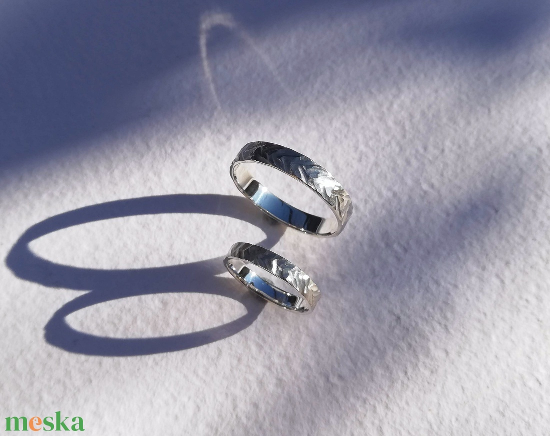 Egyedi, különleges mintájú, ezüst gyűrűpár  - ékszer - gyűrű - kerek gyűrű - Meska.hu