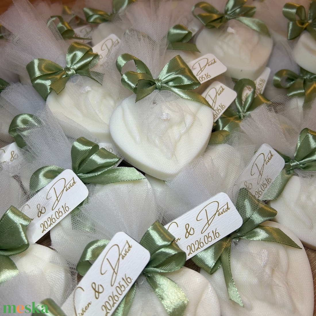 Szív alakú szójaviasz gyertya - esküvő - dekoráció - gyertya & gyertyatartó - Meska.hu