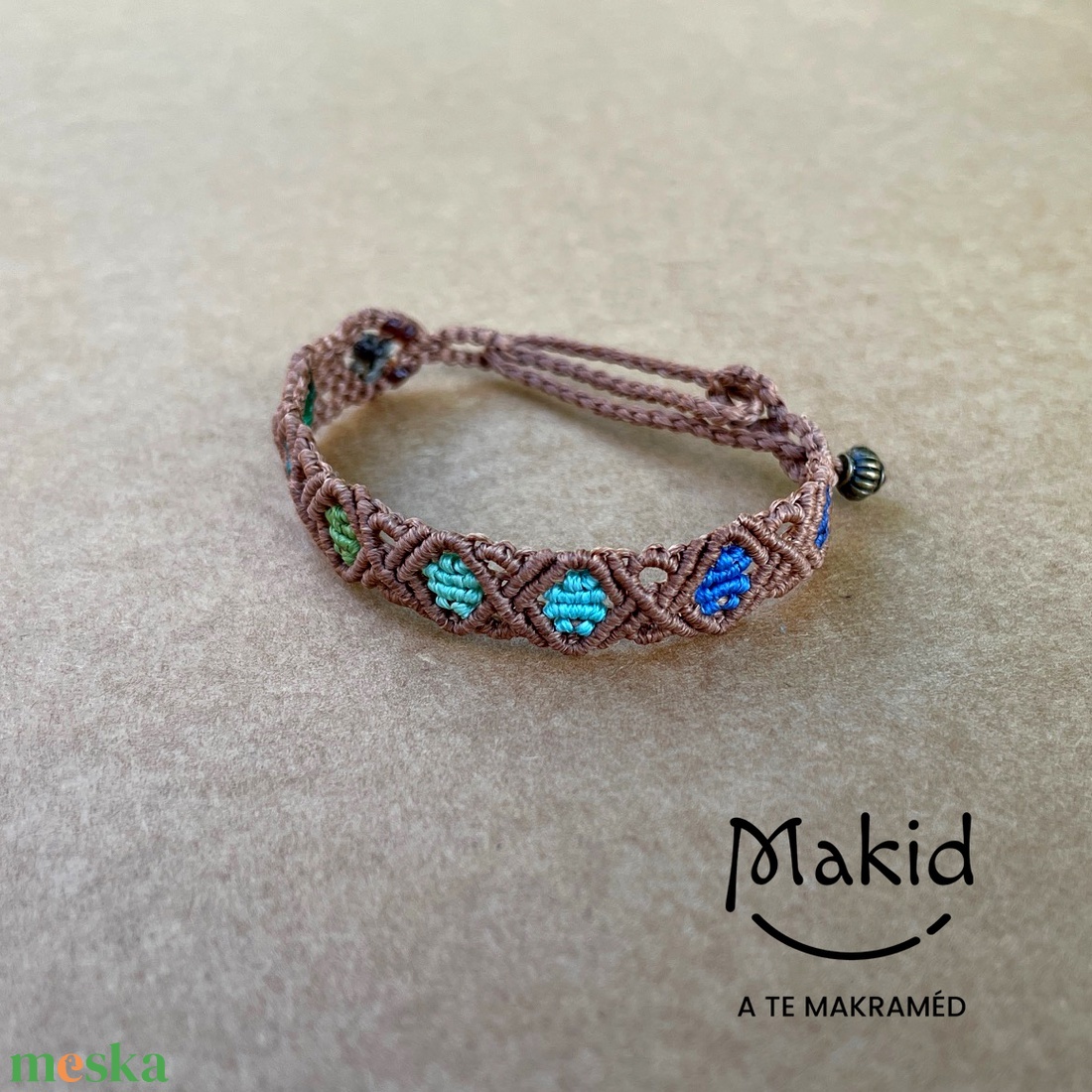Calypso kék makramé karkötő - ékszer - karkötő - karkötő medállal - Meska.hu Calypso kék makramé karkötő - ékszer - karkötő - karkötő medállal - Meska.hu