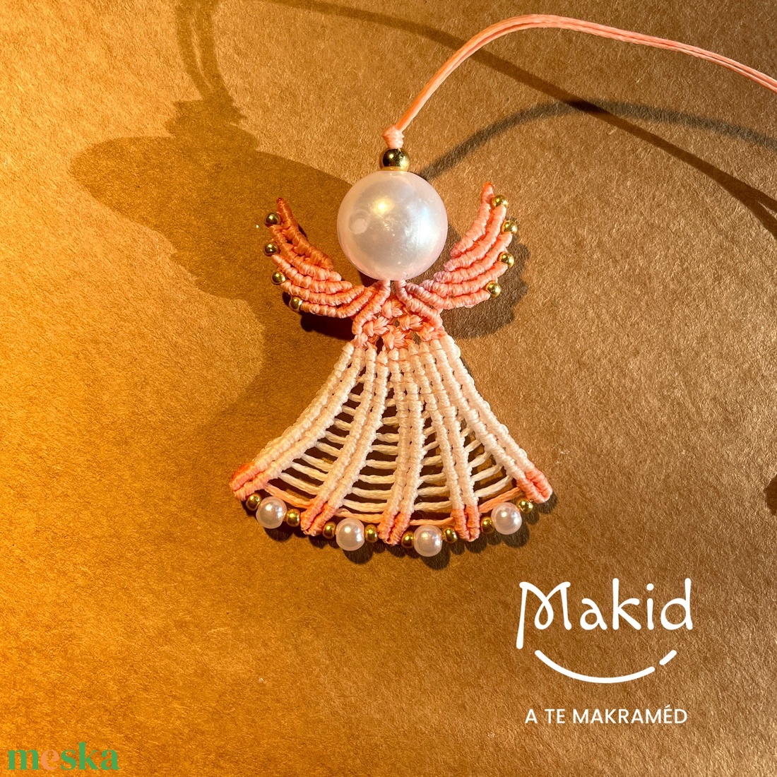 Barackvirág makramé angyalka függő - karácsony - karácsonyi lakásdekoráció - karácsonyfadíszek - Meska.hu