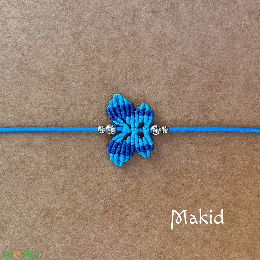 Kék makramé lepke karkötő - ékszer - karkötő - fonott karkötő - Meska.hu