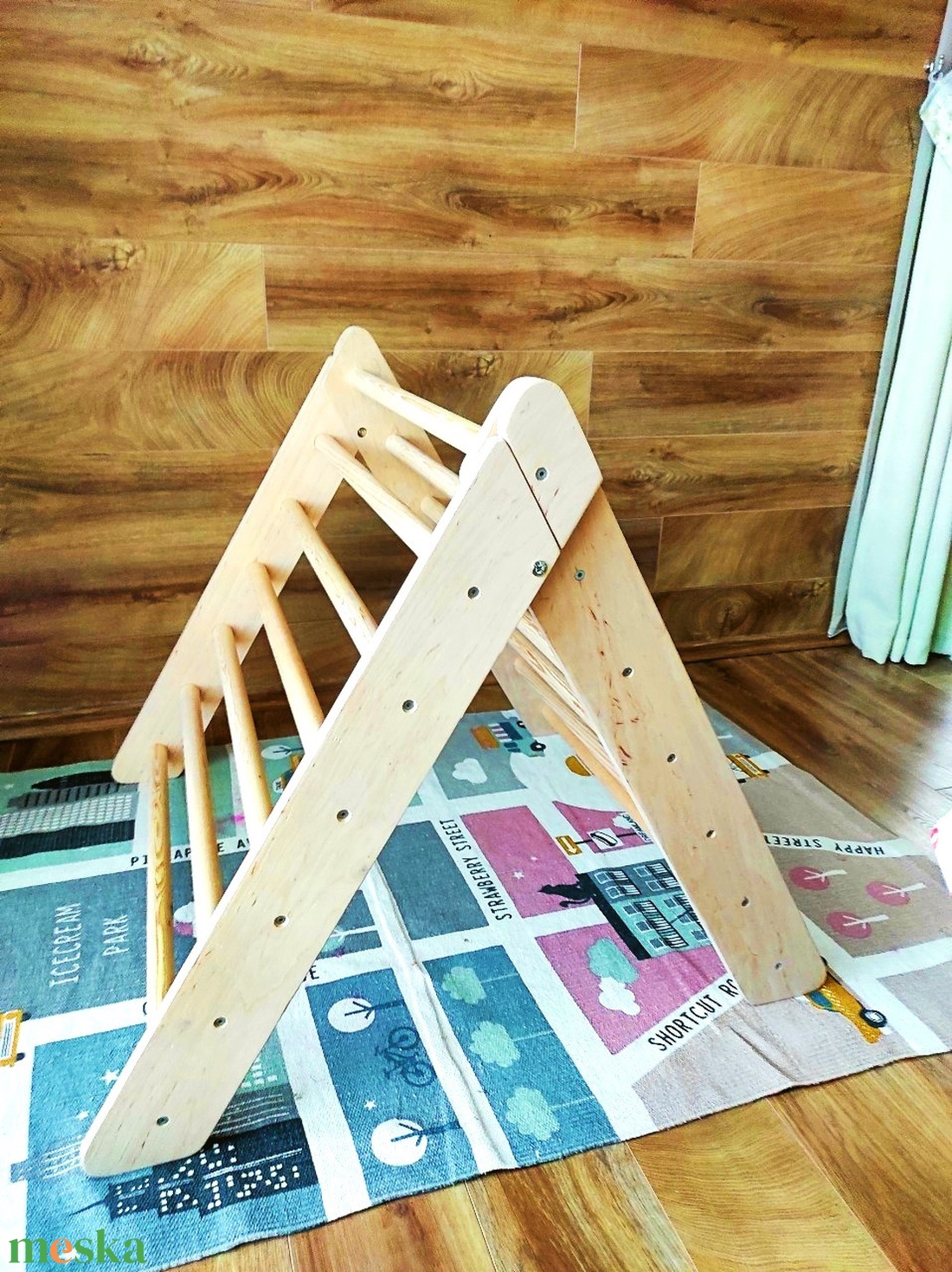 Montessori háromszög mászóka - játék & sport - mozgásfejlesztő játékok - Meska.hu Montessori háromszög mászóka - játék & sport - mozgásfejlesztő játékok - Meska.hu