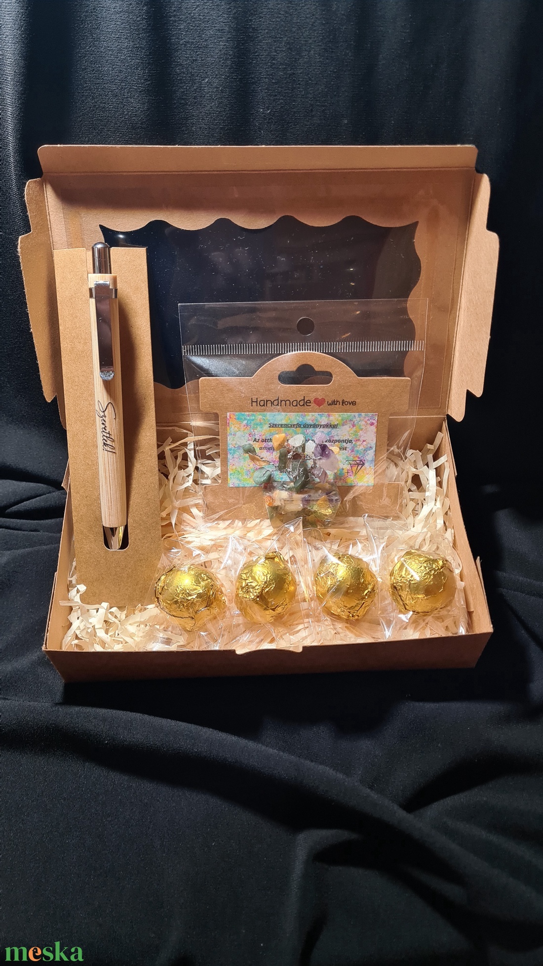 Valentin-napi boldogságbox - élelmiszer - édesség - kézműves csokoládé - Meska.hu