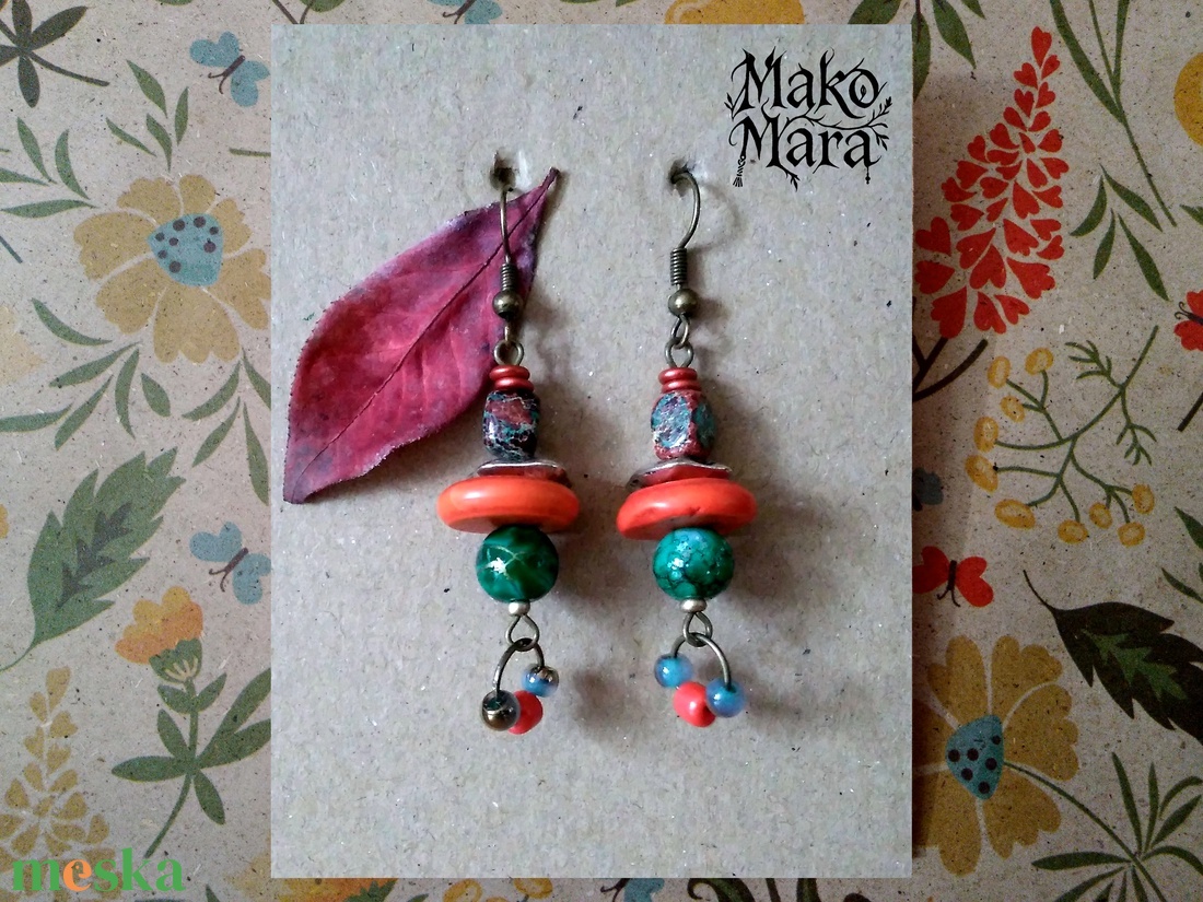 Frida's Red and Green fülbevaló  - ékszer - fülbevaló - lógó fülbevaló - Meska.hu