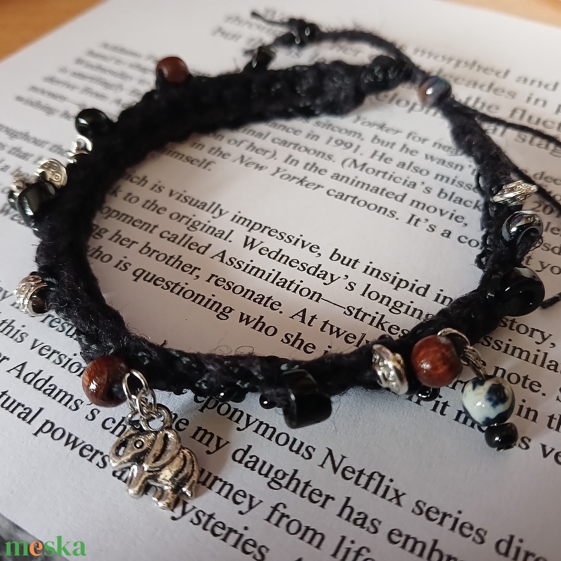 Wednesday karkötő (nagy) - ékszer - karkötő - charm karkötő - Meska.hu