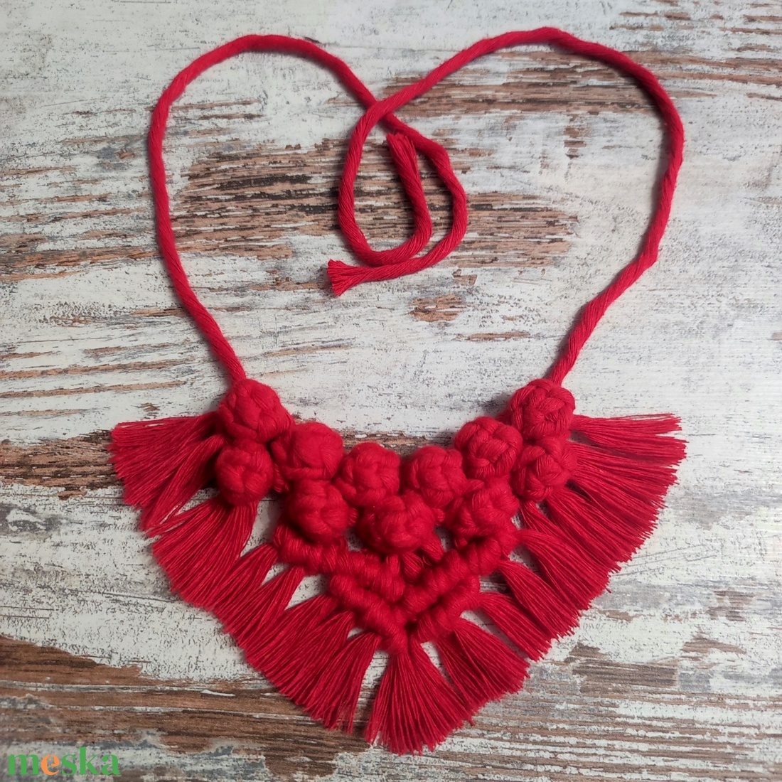 Piros Bogyós  makramé nyaklánc - ékszer - nyaklánc - bogyós nyaklánc - Meska.hu