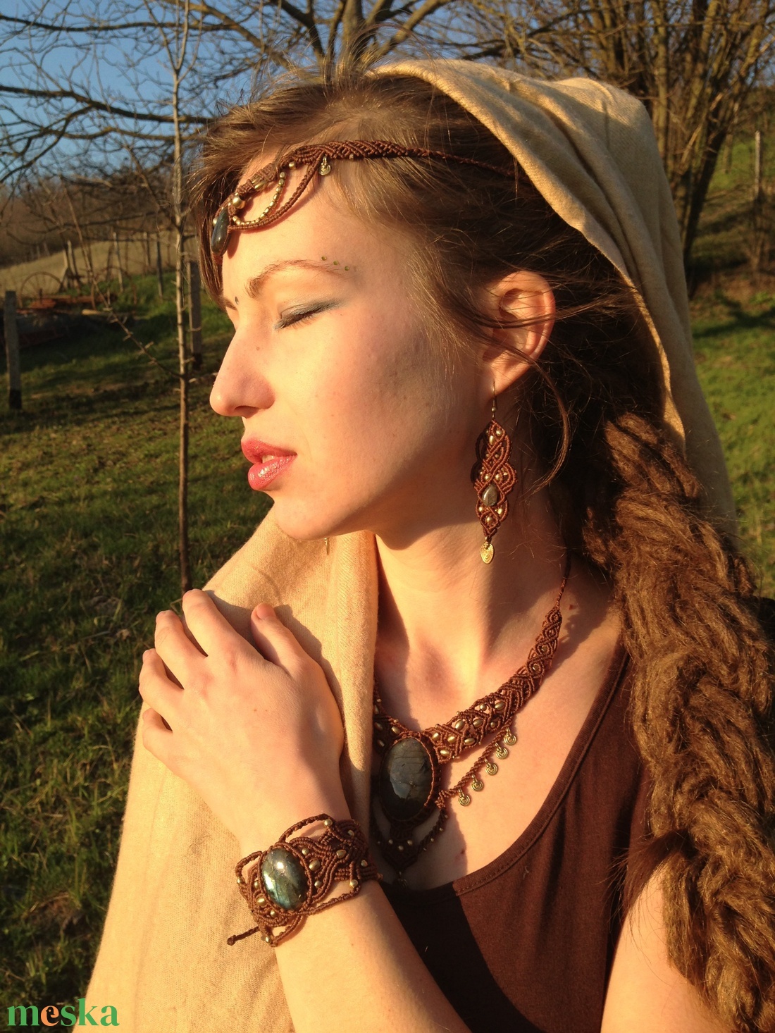 Barna Labradorit köves makramé karkötő - tribal - ékszer - karkötő - fonott karkötő - Meska.hu