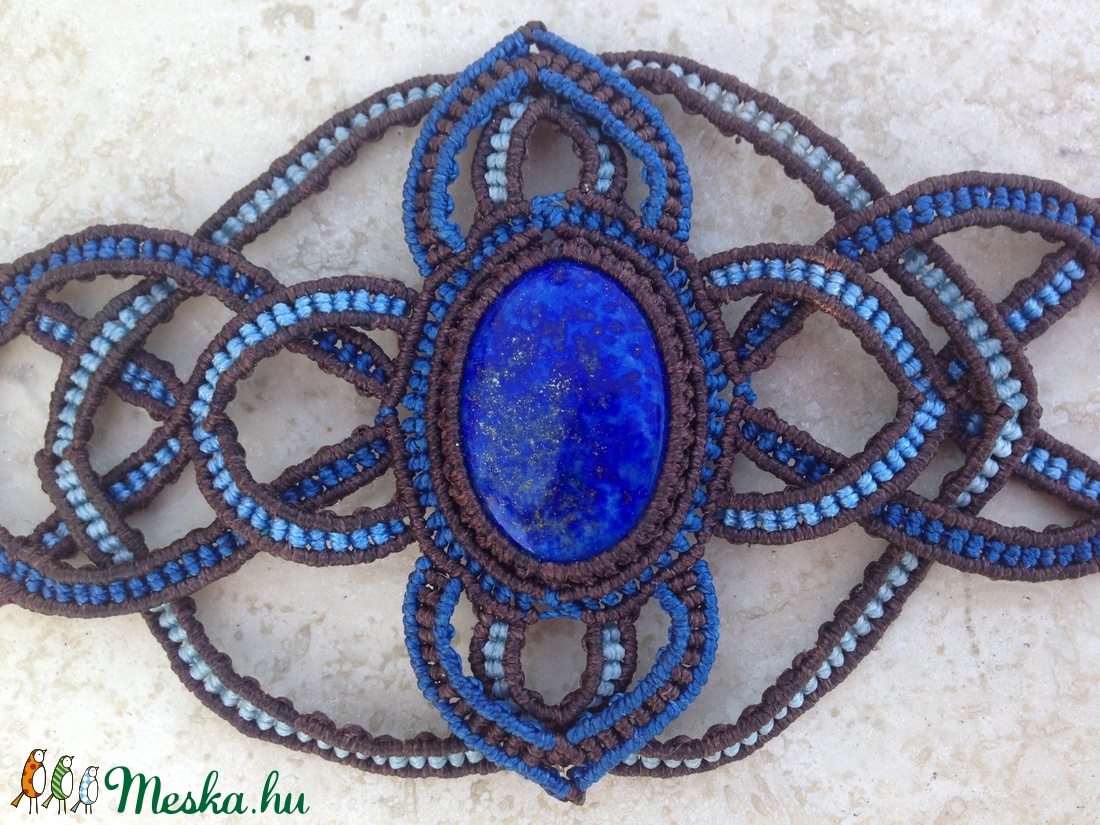 Lapisz lazuli kelta mintás makramé karkötő - ékszer - karkötő - fonott karkötő - Meska.hu