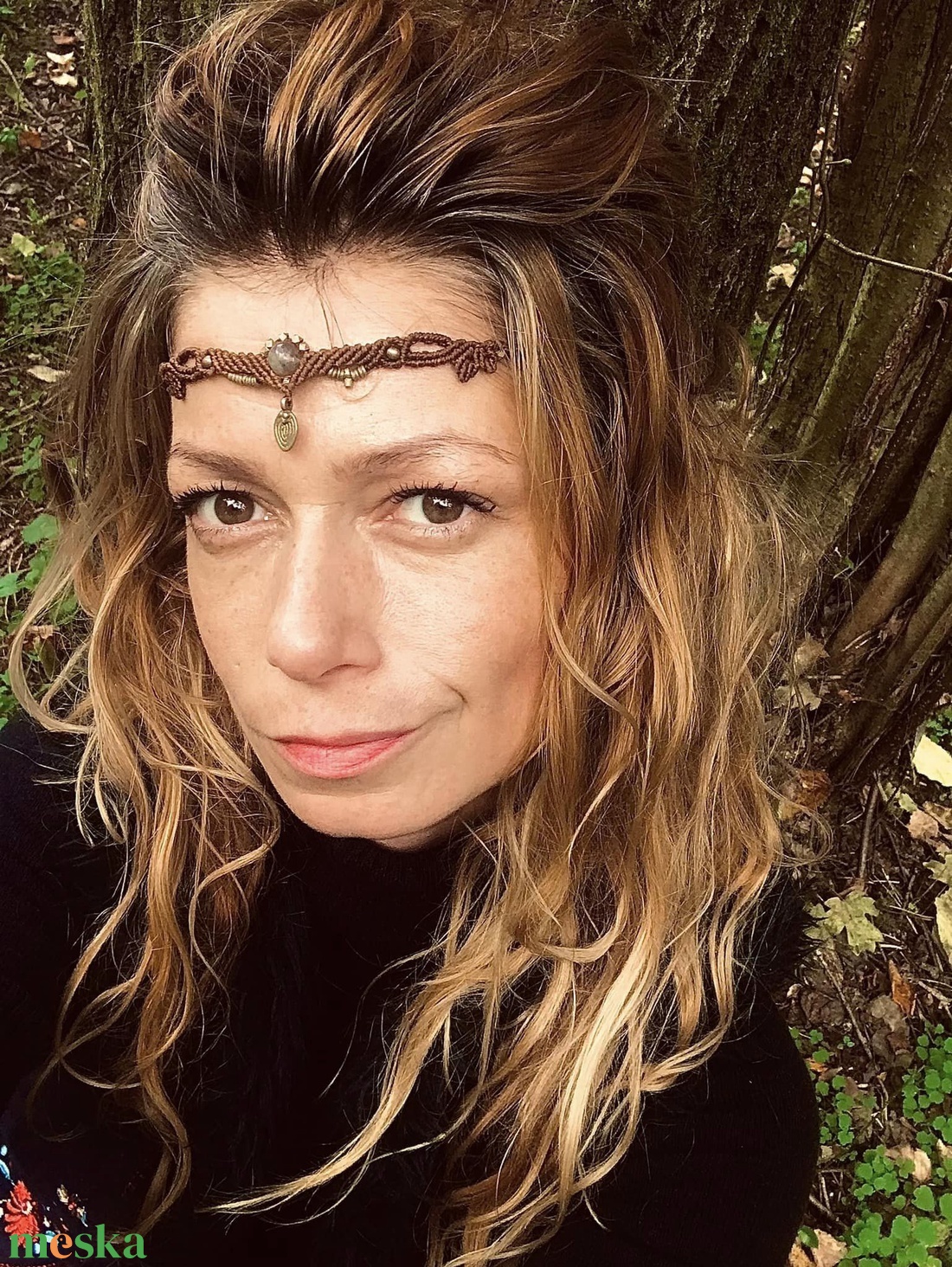 Labradorit fejdisz. Makramé nyaklánc réz gyöngyökkel. Kék fényü labradorit leveles nyakék. Egyedi tündérnyakék. - ékszer - lábdísz és testékszer - piercing, fejdísz - Meska.hu Labradorit fejdisz. Makramé nyaklánc réz gyöngyökkel. Kék fényü labradorit leveles nyakék. Egyedi tündérnyakék. - ékszer - lábdísz és testékszer - piercing, fejdísz - Meska.hu