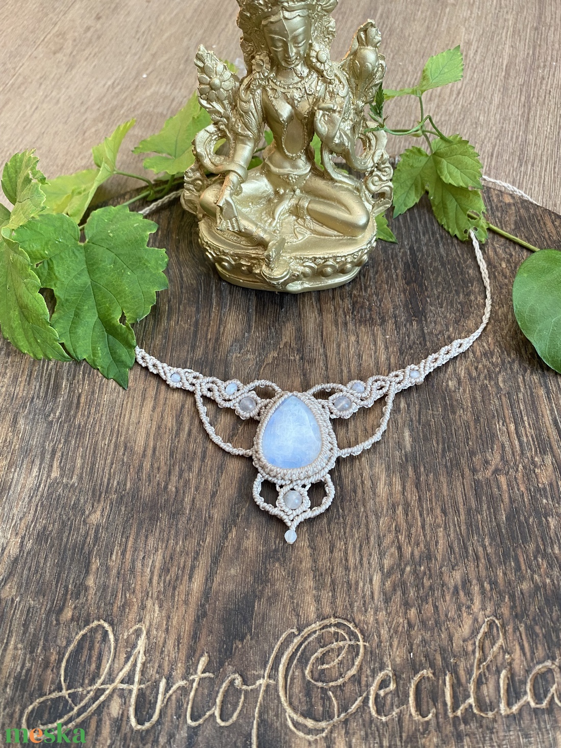 Fehér Holdköves makramé nyaklánc esküvői ékszer - esküvő - ékszer - nyaklánc - Meska.hu