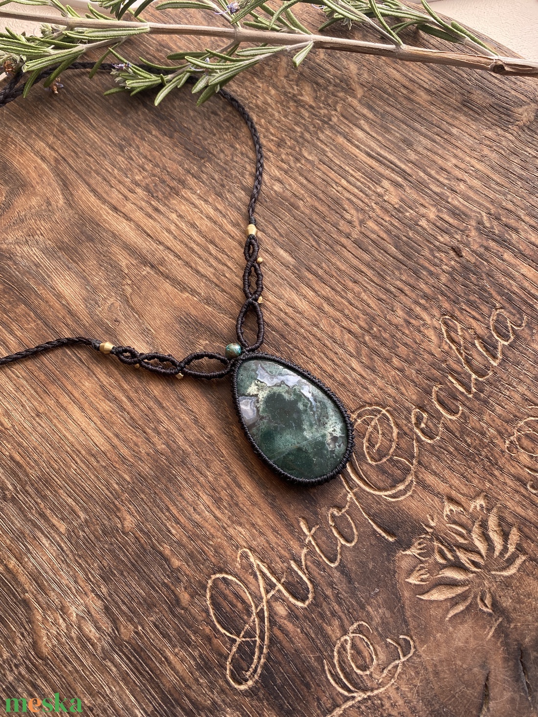 Moha akhát makramé nyaklánc réz gyöngyökkel. Kék fényü leveles labradorit nyakék. Egyedi tündérnyakék. - ékszer - nyaklánc - y nyaklánc - Meska.hu
