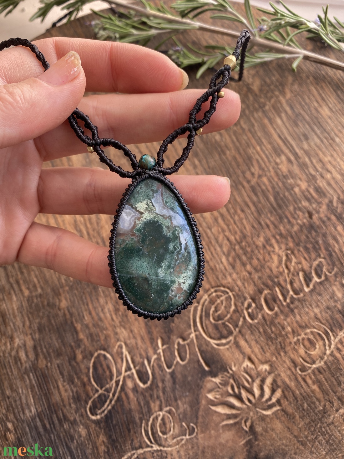 Moha akhát makramé nyaklánc réz gyöngyökkel. Kék fényü leveles labradorit nyakék. Egyedi tündérnyakék. - ékszer - nyaklánc - y nyaklánc - Meska.hu