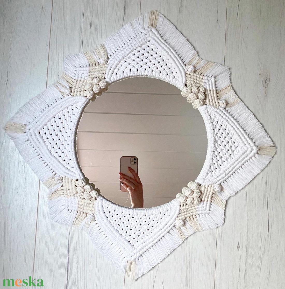 Makramé tükrös bogyós falidísz/mandala - otthon & életmód - dekoráció - tükör - Meska.hu Makramé tükrös bogyós falidísz/mandala - otthon & életmód - dekoráció - tükör - Meska.hu