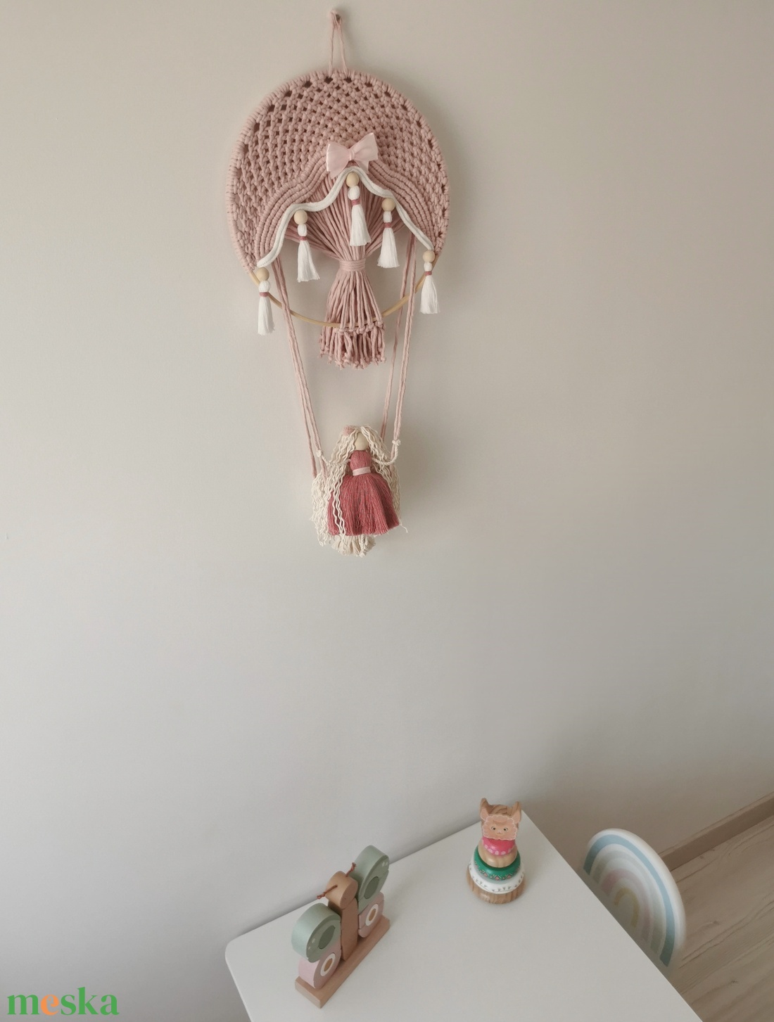 Makramé hőlégballon gyerekszoba dekoráció - otthon & életmód - babaszoba, gyerekszoba - babaszoba dekoráció - Meska.hu
