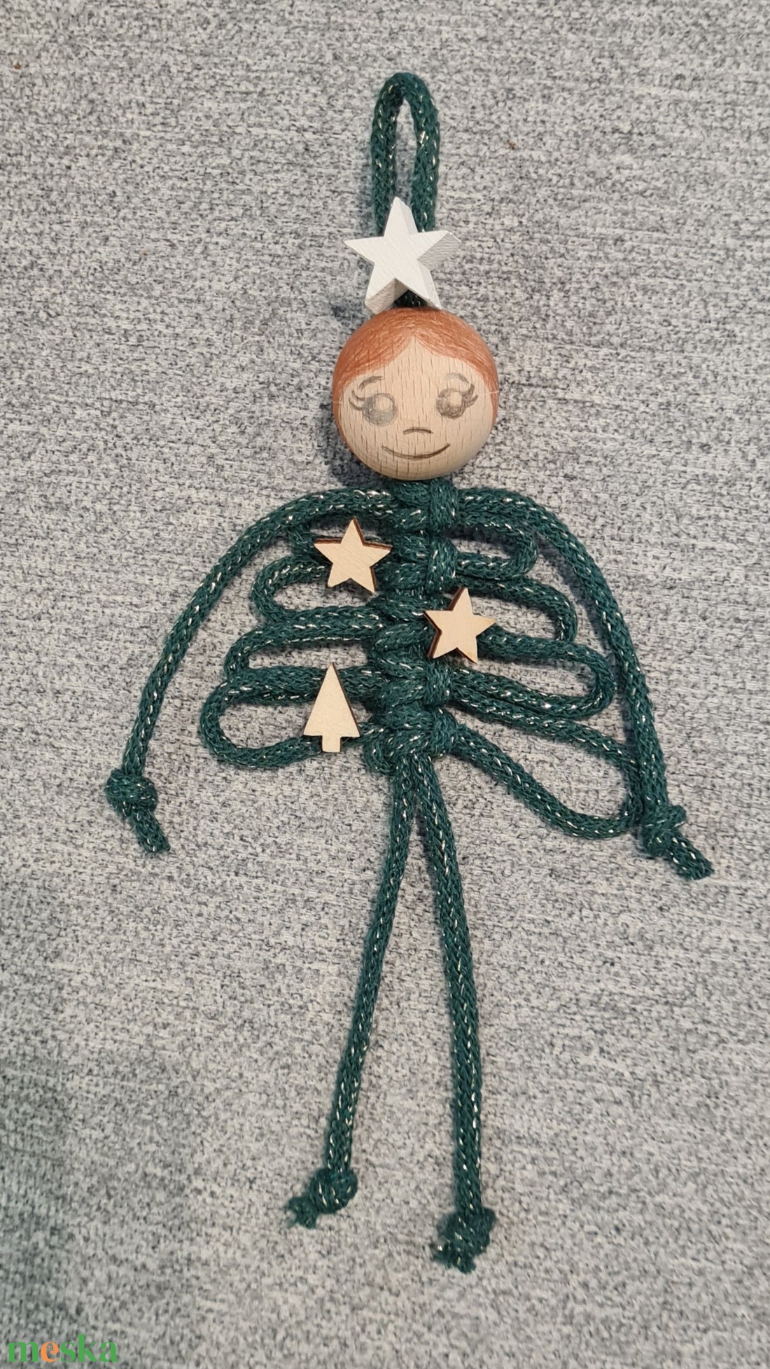 Makramé hóemberes, karácsonyfás kulcstartó, táskadísz - táska & tok - kulcstartó & táskadísz - kulcstartó - Meska.hu
