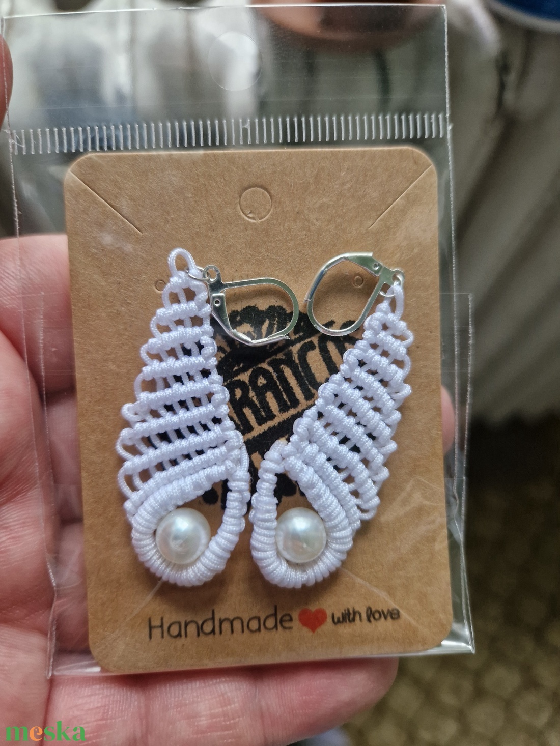 Kagyló mintás makramé fülbevaló - ékszer - fülbevaló - lógó fülbevaló - Meska.hu