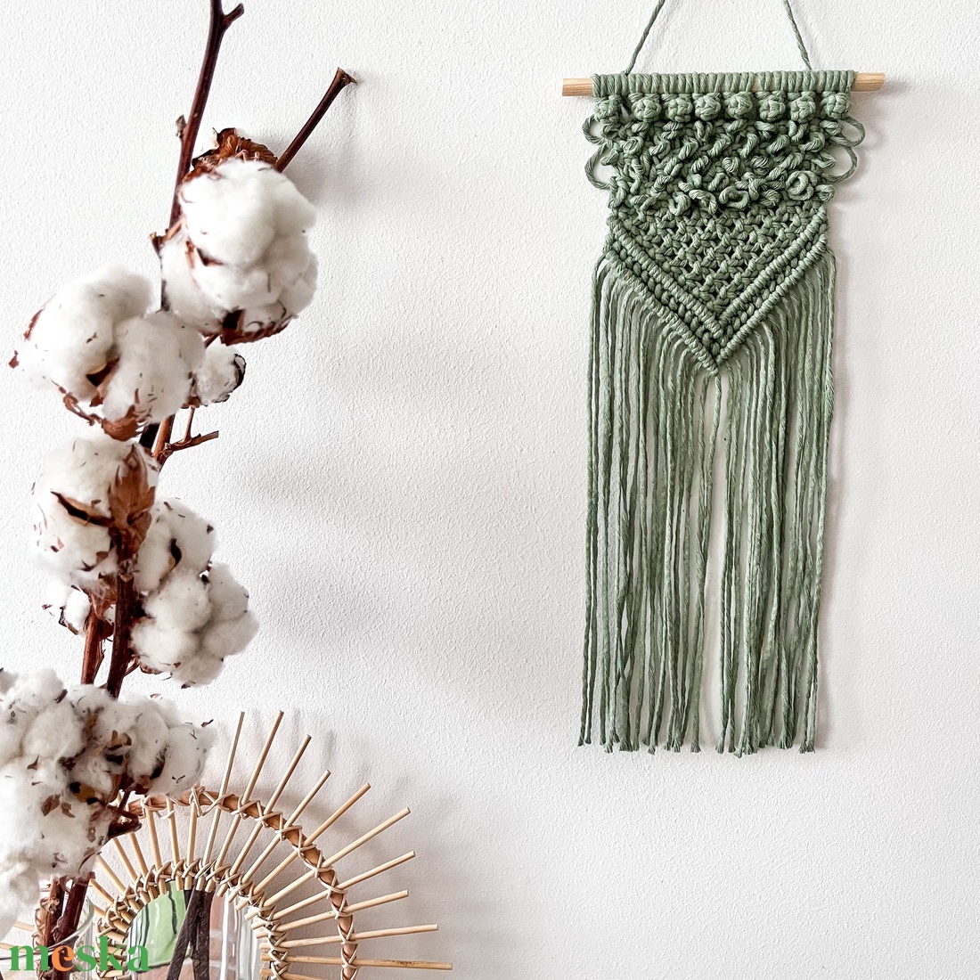 Színes makramé falidísz, texturált bohém falra akasztható dekoráció - otthon & életmód - dekoráció - fali és függő dekoráció - falra akasztható dekor - Meska.hu