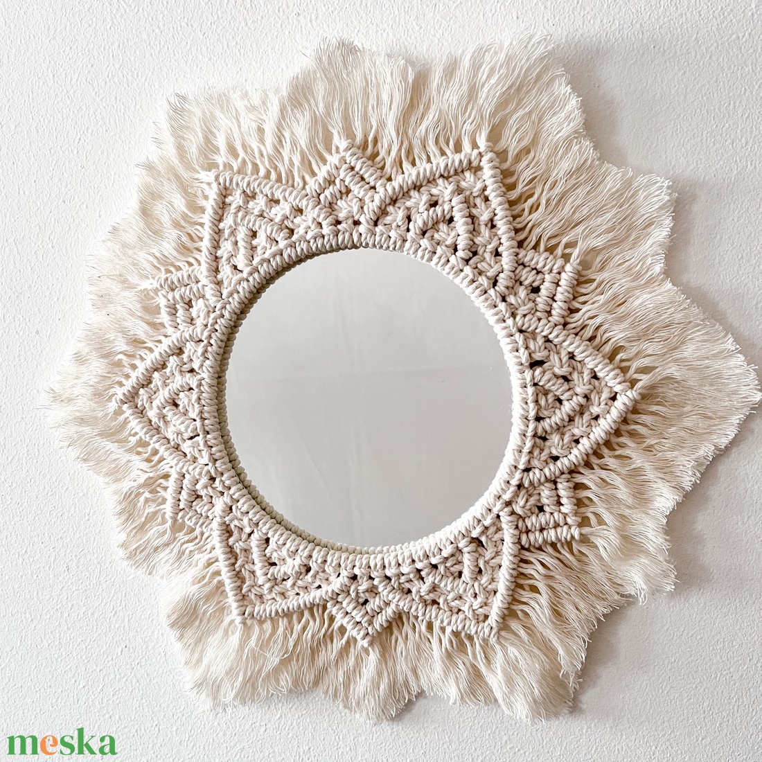Bohém kis makramé mandala, tükörrel a közepén! - otthon & életmód - dekoráció - tükör - Meska.hu Bohém kis makramé mandala, tükörrel a közepén! - otthon & életmód - dekoráció - tükör - Meska.hu