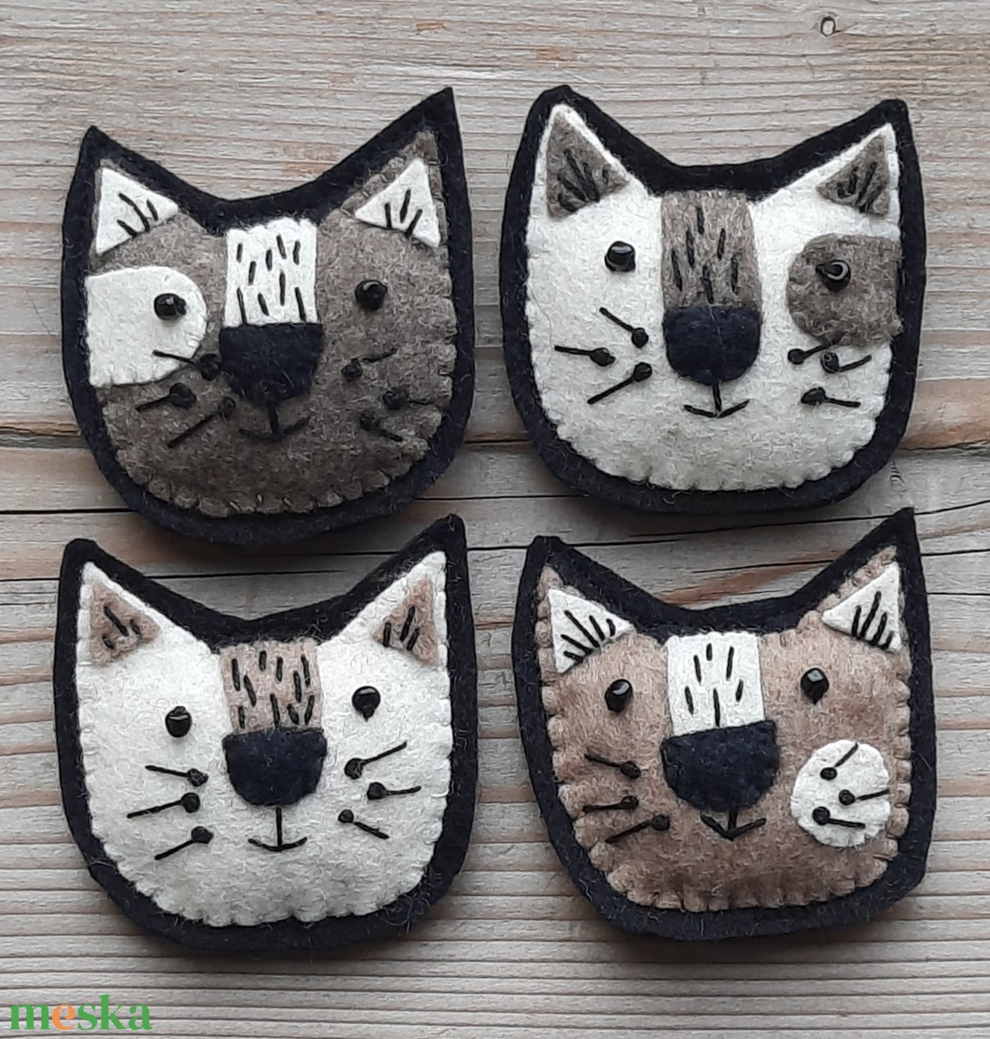 Fehér cica bross, filc kitűző - egyedi textil ékszer, macskás ajándék - ékszer - kitűző és bross - kitűző - Meska.hu Fehér cica bross, filc kitűző - egyedi textil ékszer, macskás ajándék - ékszer - kitűző és bross - kitűző - Meska.hu