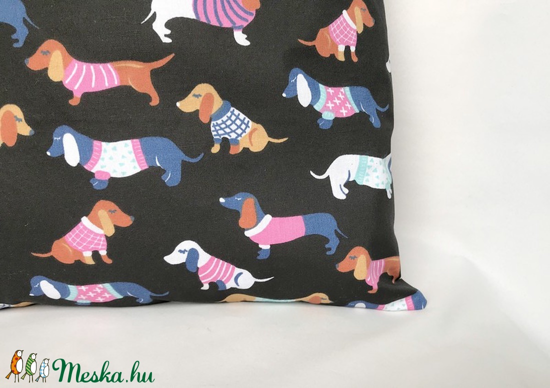 Tacskók Pulcsiban Kutyás Szatyor Fekete - táska & tok - bevásárlás & shopper táska - shopper, textiltáska, szatyor - Meska.hu Tacskók Pulcsiban Kutyás Szatyor Fekete - táska & tok - bevásárlás & shopper táska - shopper, textiltáska, szatyor - Meska.hu