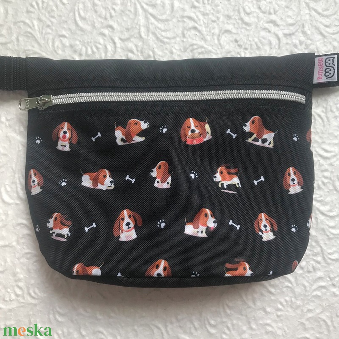 Basset Hound Kölyök Kutya Mintás Vízálló Övtáska - táska & tok - övtáska - Meska.hu Basset Hound Kölyök Kutya Mintás Vízálló Övtáska - táska & tok - övtáska - Meska.hu