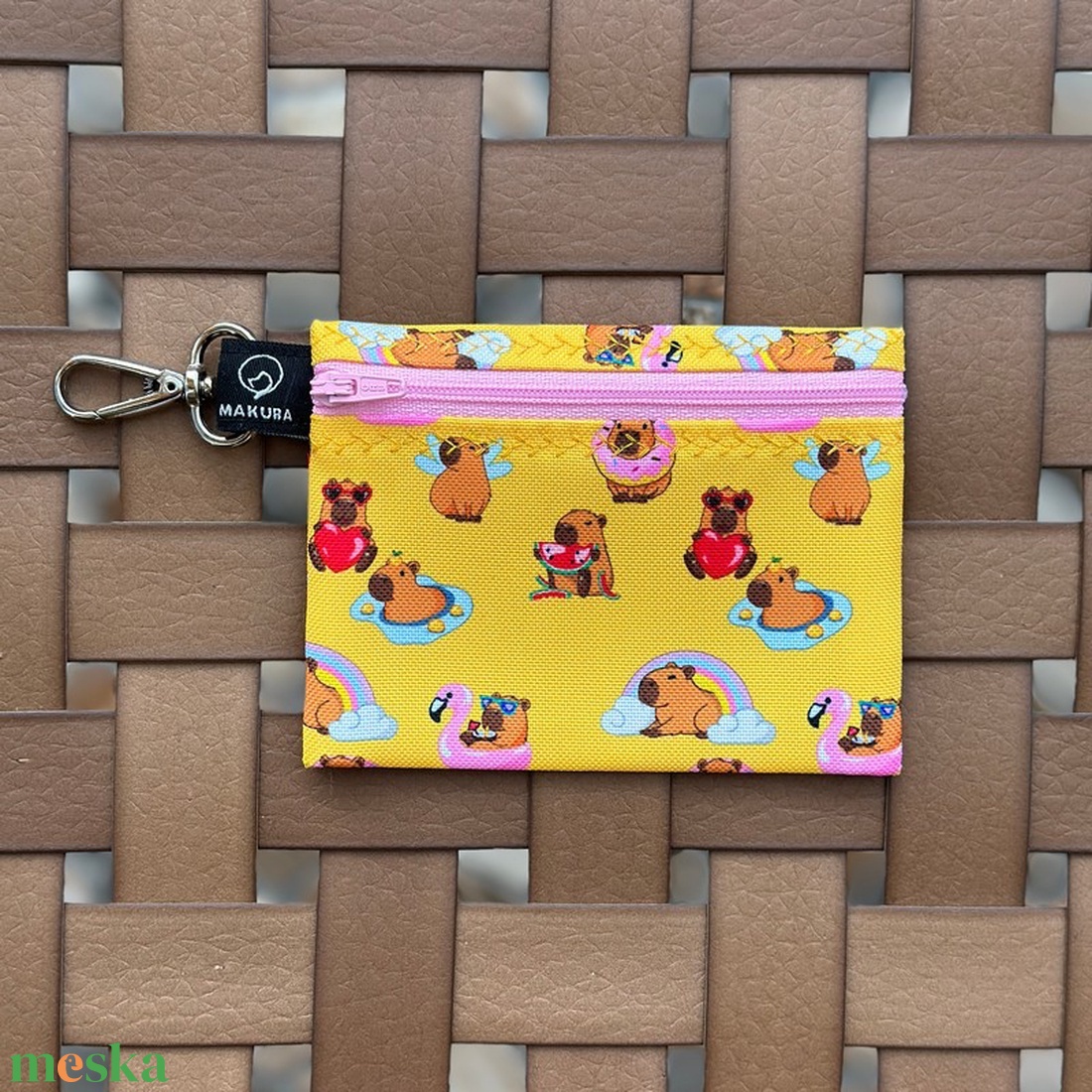 Karabineres Vízálló Mini Neszesszer Kapibara - táska & tok - neszesszer - Meska.hu Karabineres Vízálló Mini Neszesszer Kapibara - táska & tok - neszesszer - Meska.hu