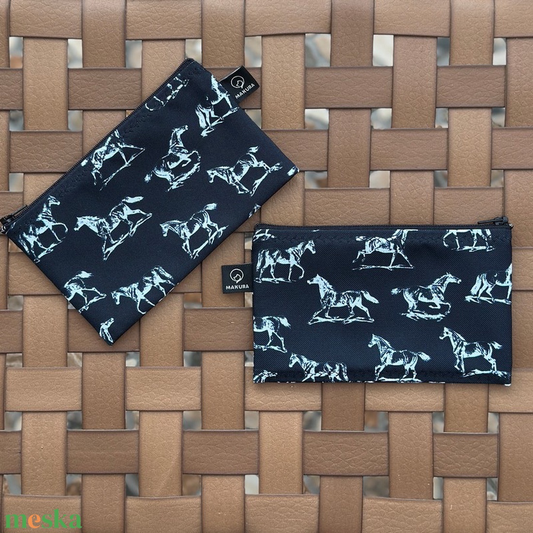 Vízálló Neszesszer Rajzolt Lovak - táska & tok - neszesszer - Meska.hu Vízálló Neszesszer Rajzolt Lovak - táska & tok - neszesszer - Meska.hu