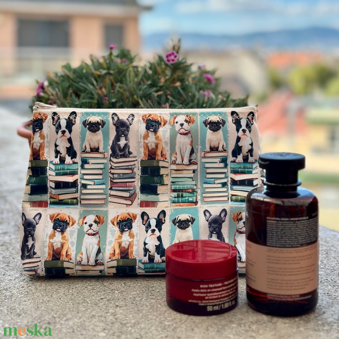 Nagyméretű Vízálló Neszesszer Könyves Kutyás  - táska & tok - neszesszer - Meska.hu