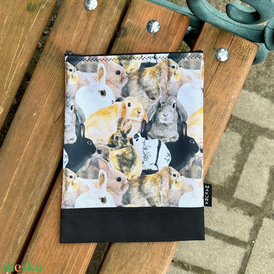 Cipzáras Könyvtok Neszesszer Nyuszi - könyv & zene - könyvtok - Meska.hu