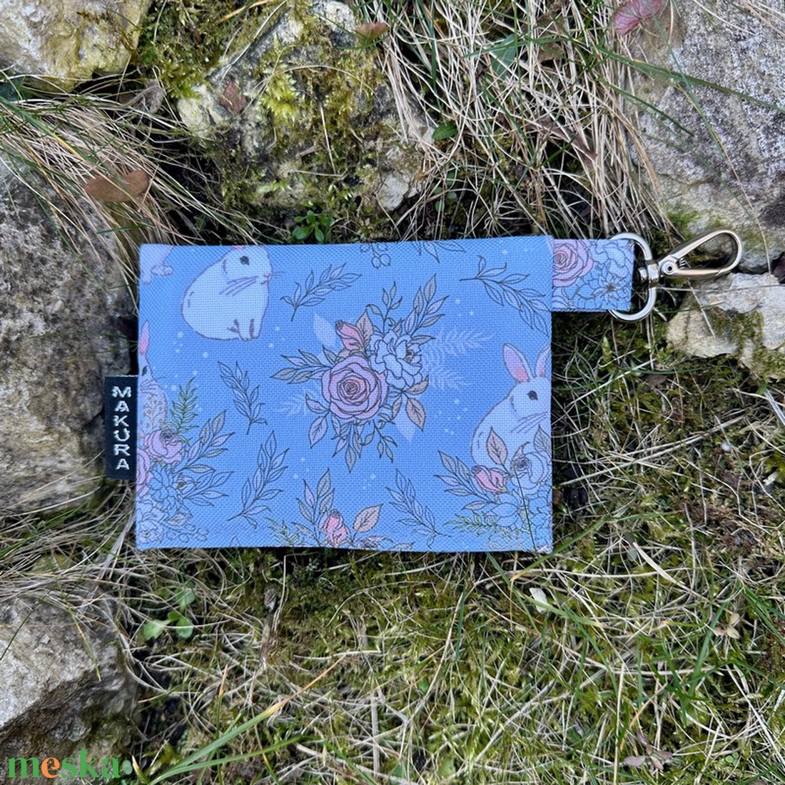 Karabineres Vízálló Mini Neszesszer Kék Nyuszis - táska & tok - neszesszer - Meska.hu