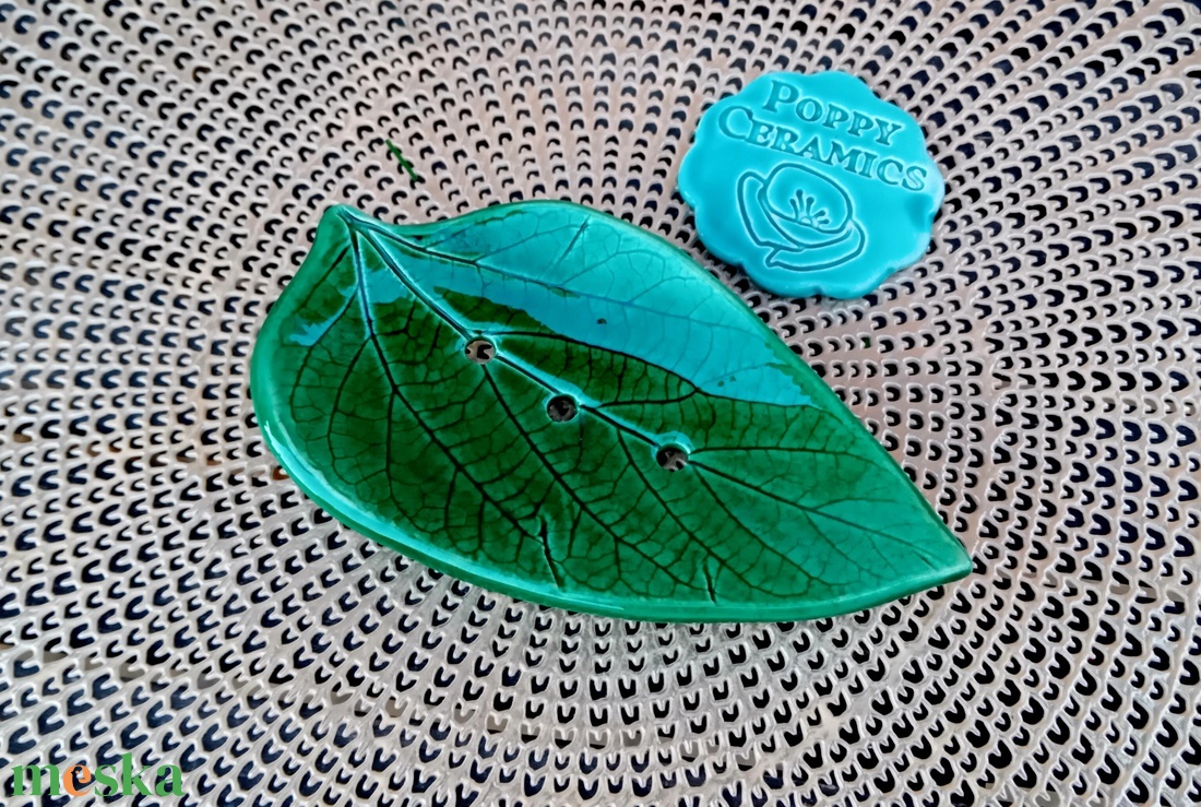 Levél alakú és  mintájú kerámia szappantartó, zöld - otthon & életmód - fürdőszoba - szappantartó - Meska.hu