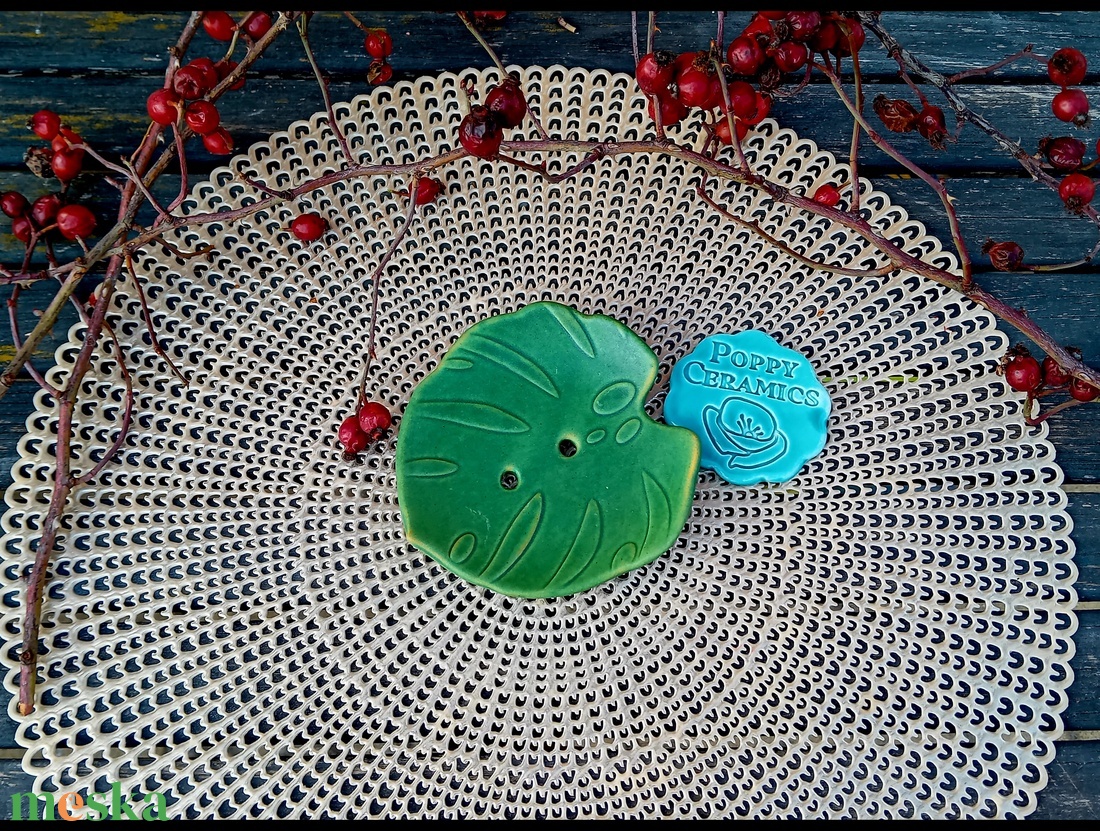 Levél alakú kerámia szappantartó, matt zöld - otthon & életmód - fürdőszoba - szappantartó - Meska.hu