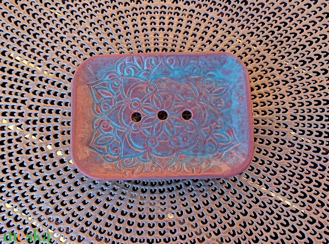 Mandala mintájú kerámia szappantartó, türkiz-rózsaszín - otthon & életmód - fürdőszoba - szappantartó - Meska.hu