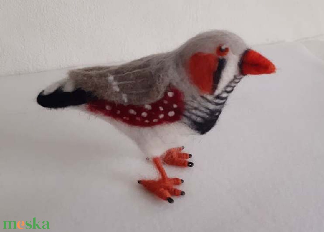 Nemezelt zebrapinty - otthon & életmód - dekoráció - dísztárgy - Meska.hu Nemezelt zebrapinty - otthon & életmód - dekoráció - dísztárgy - Meska.hu