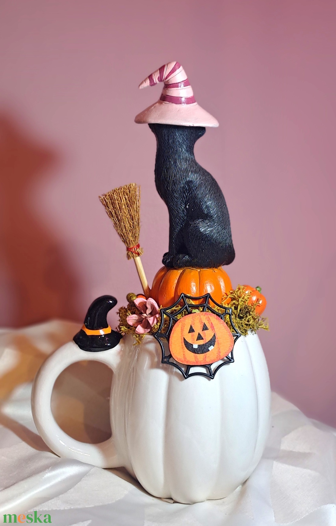 Halloweeni Bögrés Asztaldísz � Boszorkány kalapos Fekete Macska - otthon & életmód - dekoráció - halloween - halloweeni asztaldísz - Meska.hu