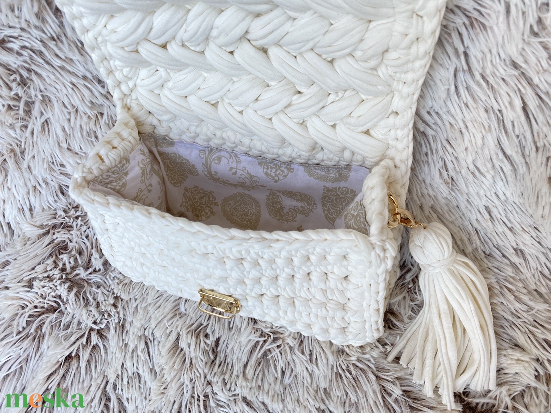 Elena horgolt elegáns, kézi- és crossbody táska - táska & tok - kézitáska & válltáska - válltáska - Meska.hu Elena horgolt elegáns, kézi- és crossbody táska - táska & tok - kézitáska & válltáska - válltáska - Meska.hu