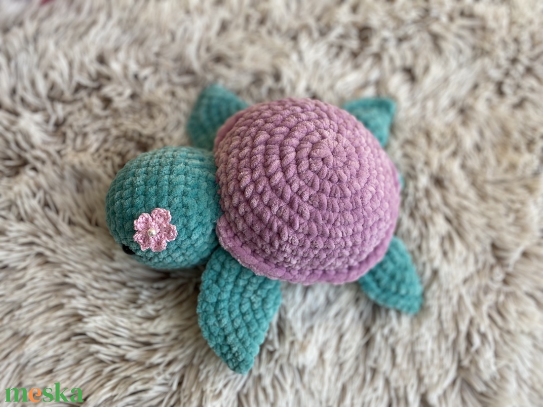 Gló plüss horgolt teknős teknőslány 25cm hosszú - játék & sport - plüssállat & játékfigura - más figura - Meska.hu Gló plüss horgolt teknős teknőslány 25cm hosszú - játék & sport - plüssállat & játékfigura - más figura - Meska.hu