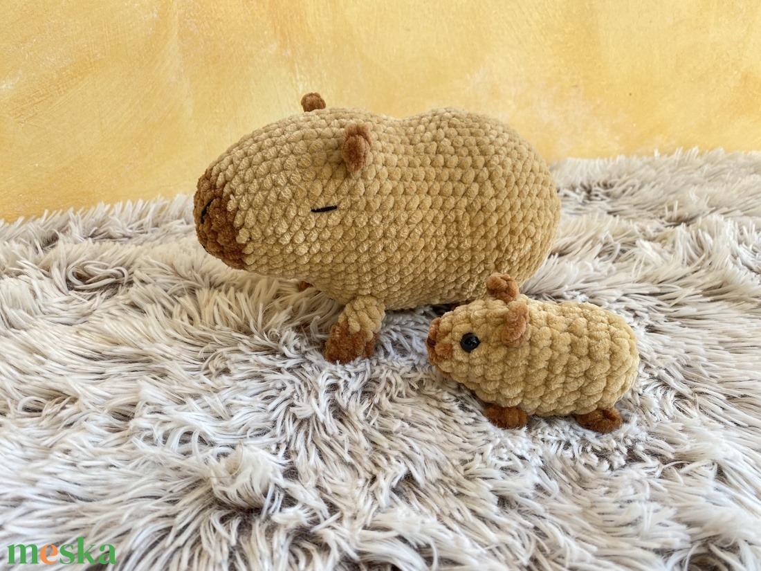 Plüss horgolt capybara anya és gyermeke - játék & sport - plüssállat & játékfigura - más figura - Meska.hu Plüss horgolt capybara anya és gyermeke - játék & sport - plüssállat & játékfigura - más figura - Meska.hu