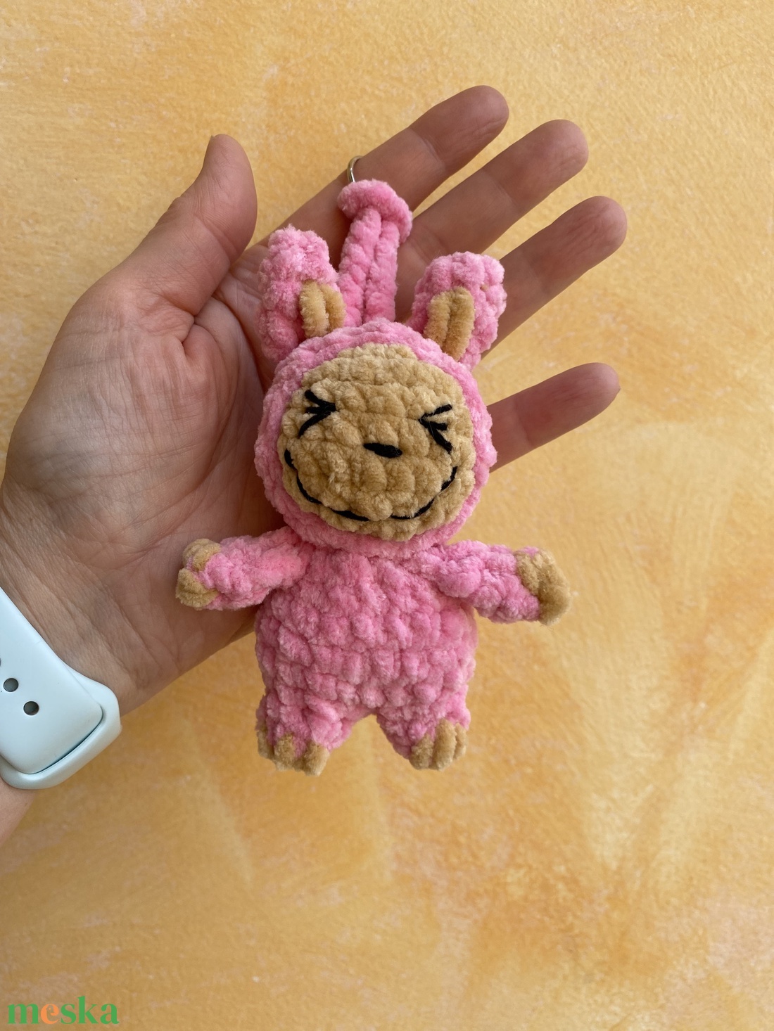 Labubu baba kulcstartó, táskadísz, plüssfigura - többféle színben - játék & sport - plüssállat & játékfigura - szörnyike - Meska.hu Labubu baba kulcstartó, táskadísz, plüssfigura - többféle színben - játék & sport - plüssállat & játékfigura - szörnyike - Meska.hu
