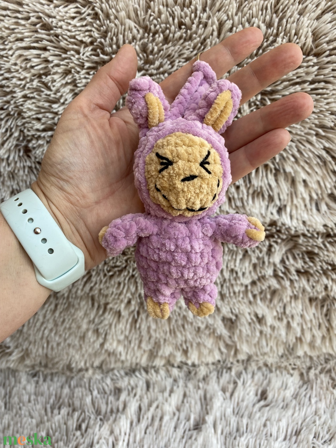 Labubu baba kulcstartó, táskadísz, plüssfigura - többféle színben - játék & sport - plüssállat & játékfigura - szörnyike - Meska.hu Labubu baba kulcstartó, táskadísz, plüssfigura - többféle színben - játék & sport - plüssállat & játékfigura - szörnyike - Meska.hu