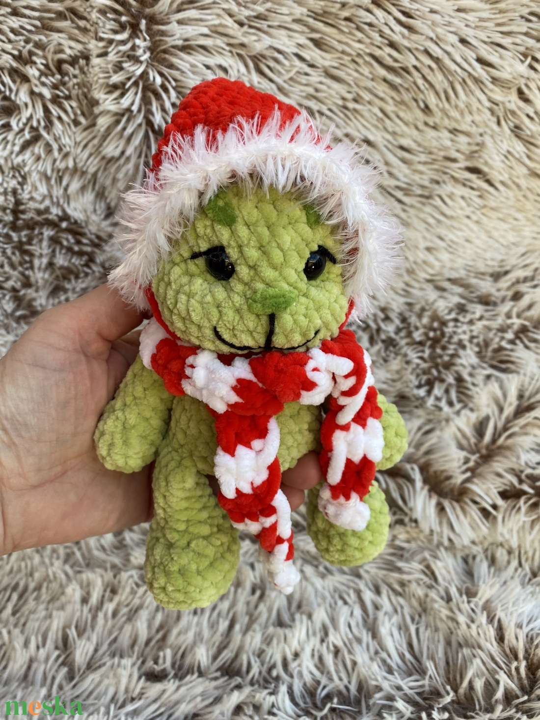 Karácsonyi Grincs sapkával, sállal - játék & sport - plüssállat & játékfigura - plüss mesefigurák - Meska.hu Karácsonyi Grincs sapkával, sállal - játék & sport - plüssállat & játékfigura - plüss mesefigurák - Meska.hu