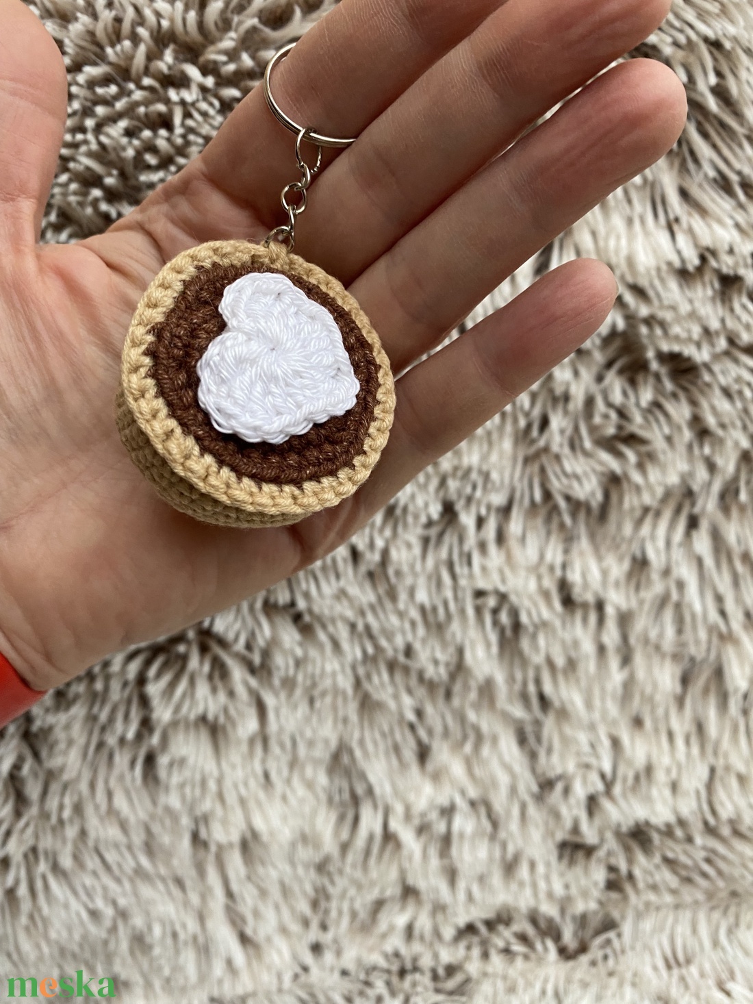 Kávés bögre szíves tejszínhabbal kulcstartó - táska & tok - kulcstartó & táskadísz - kulcstartó - Meska.hu