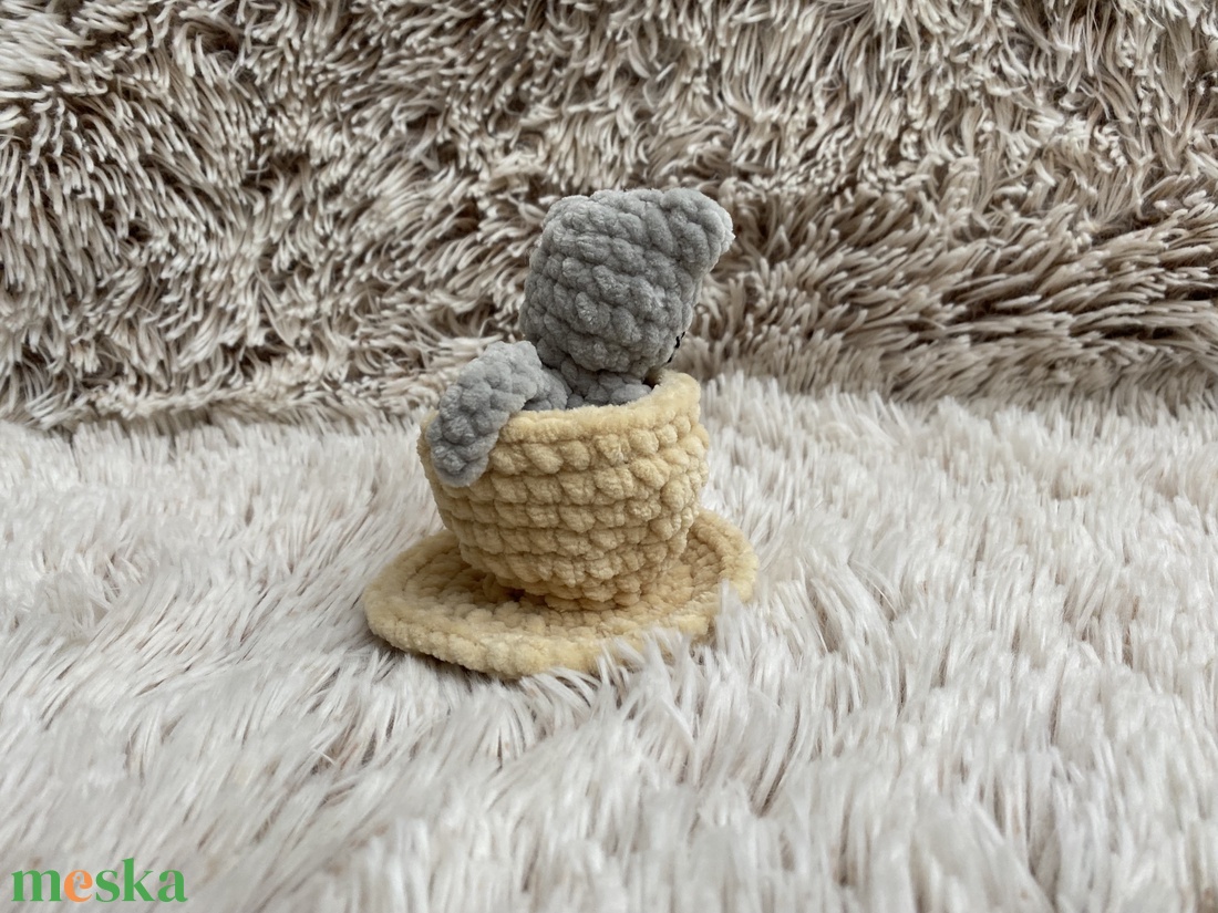 Horgolt bögrés cica, pop up, felugró cica - játék & sport - plüssállat & játékfigura - cica - Meska.hu