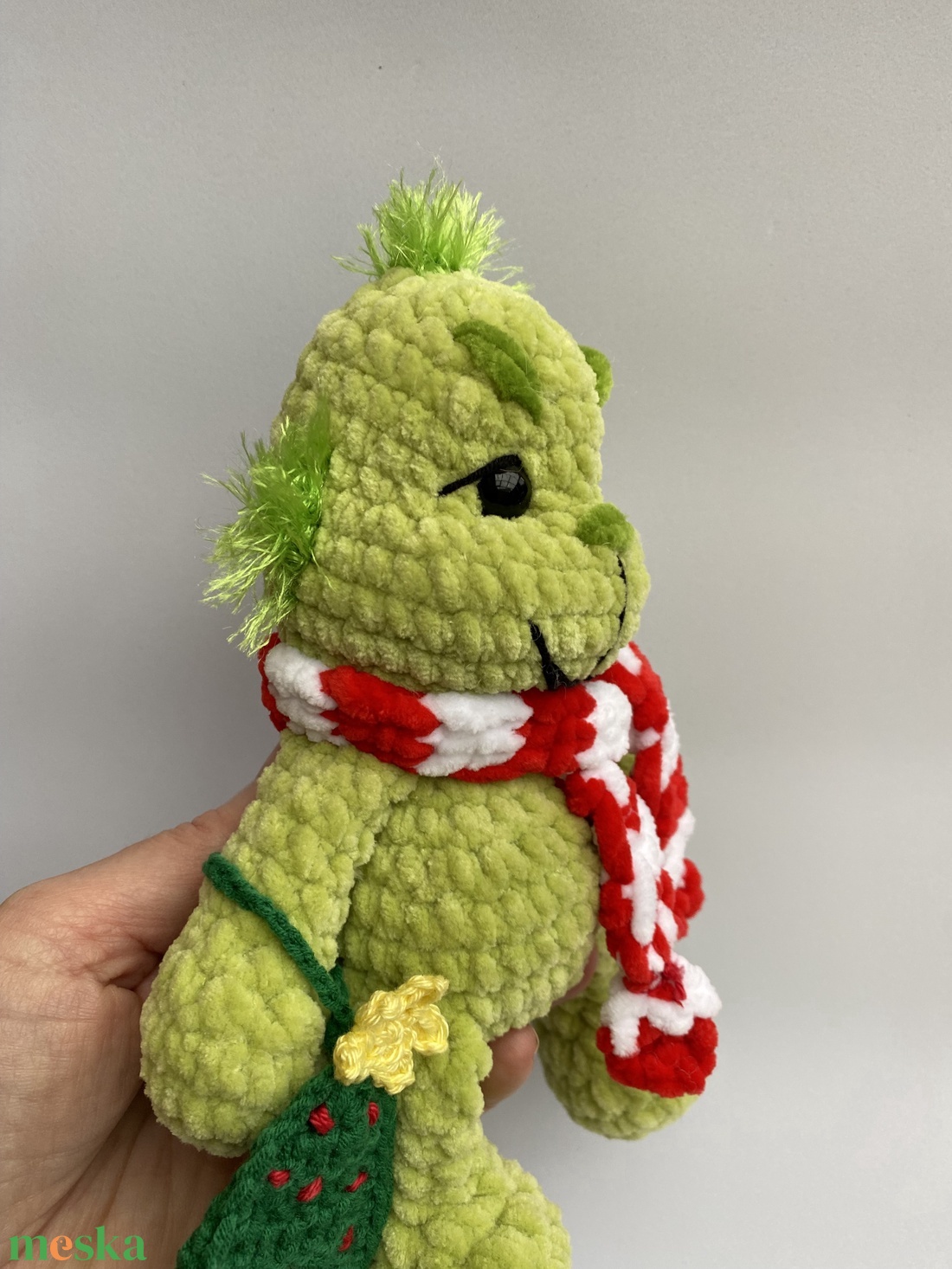 Karácsonyi Grincs karácsonyfával - játék & sport - plüssállat & játékfigura - plüss mesefigurák - Meska.hu