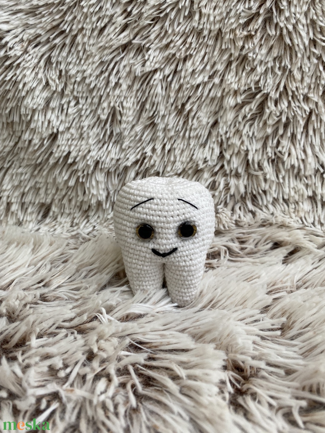 Mosolygós horgolt fog - játék & sport - plüssállat & játékfigura - más figura - Meska.hu