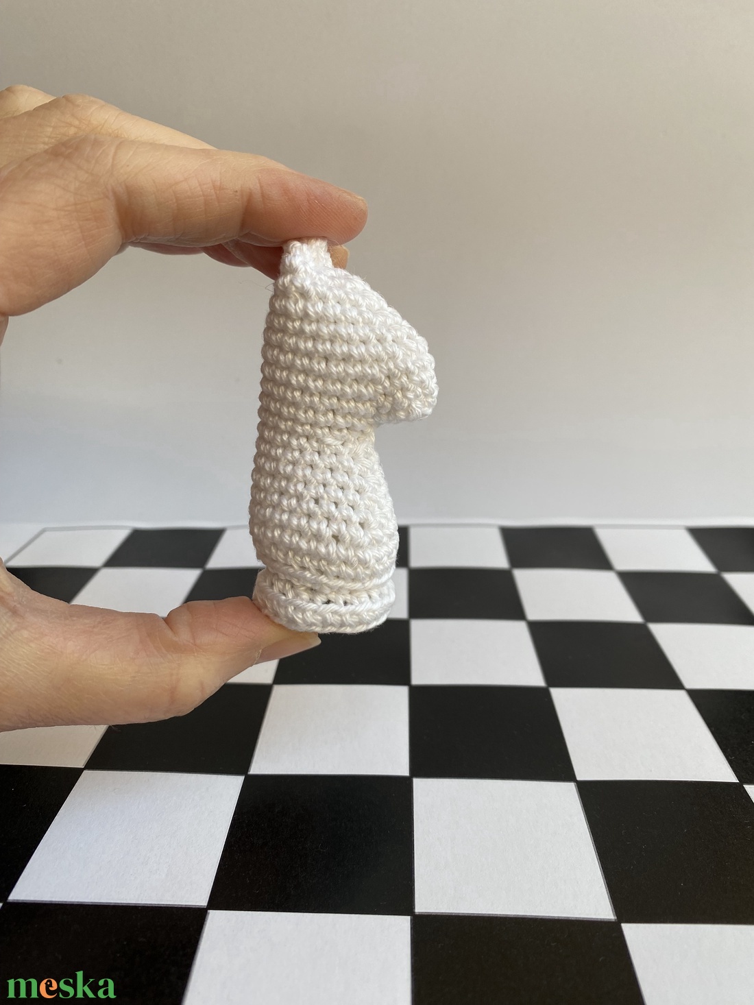 Horgolt sakk - Ló, Vezér vagy Gyalog sakkfigura - játék & sport - táblajáték és kártyajáték - sakk - Meska.hu