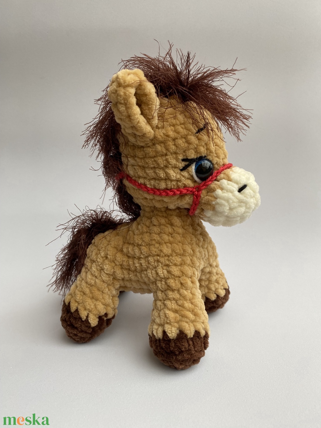 Horgolt ló, lovacska, paci selymes sörénnyel - játék & sport - plüssállat & játékfigura - ló - Meska.hu