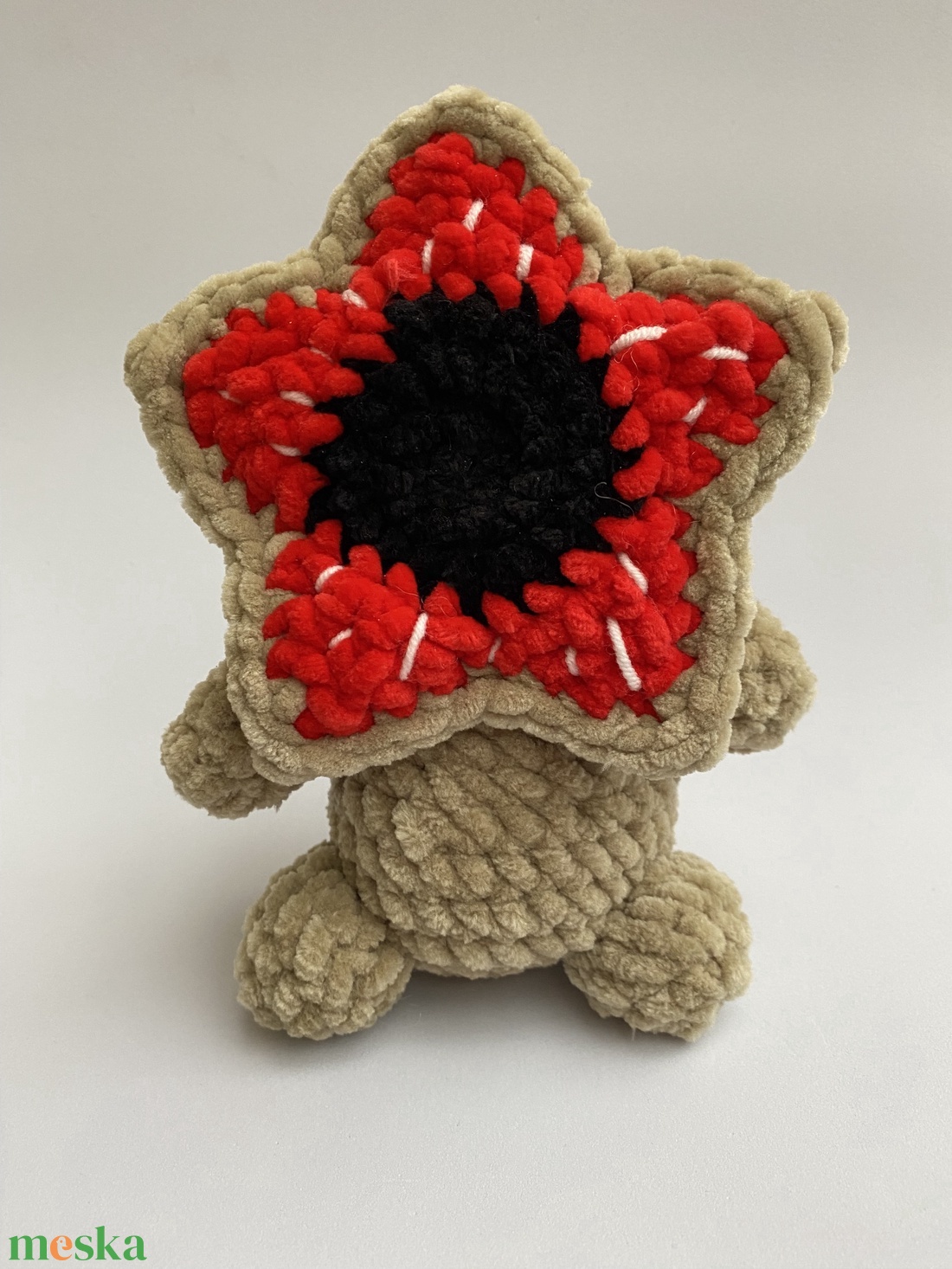 Stranger Things Demogorgon páros, horgolt plüss - játék & sport - plüssállat & játékfigura - más figura - Meska.hu