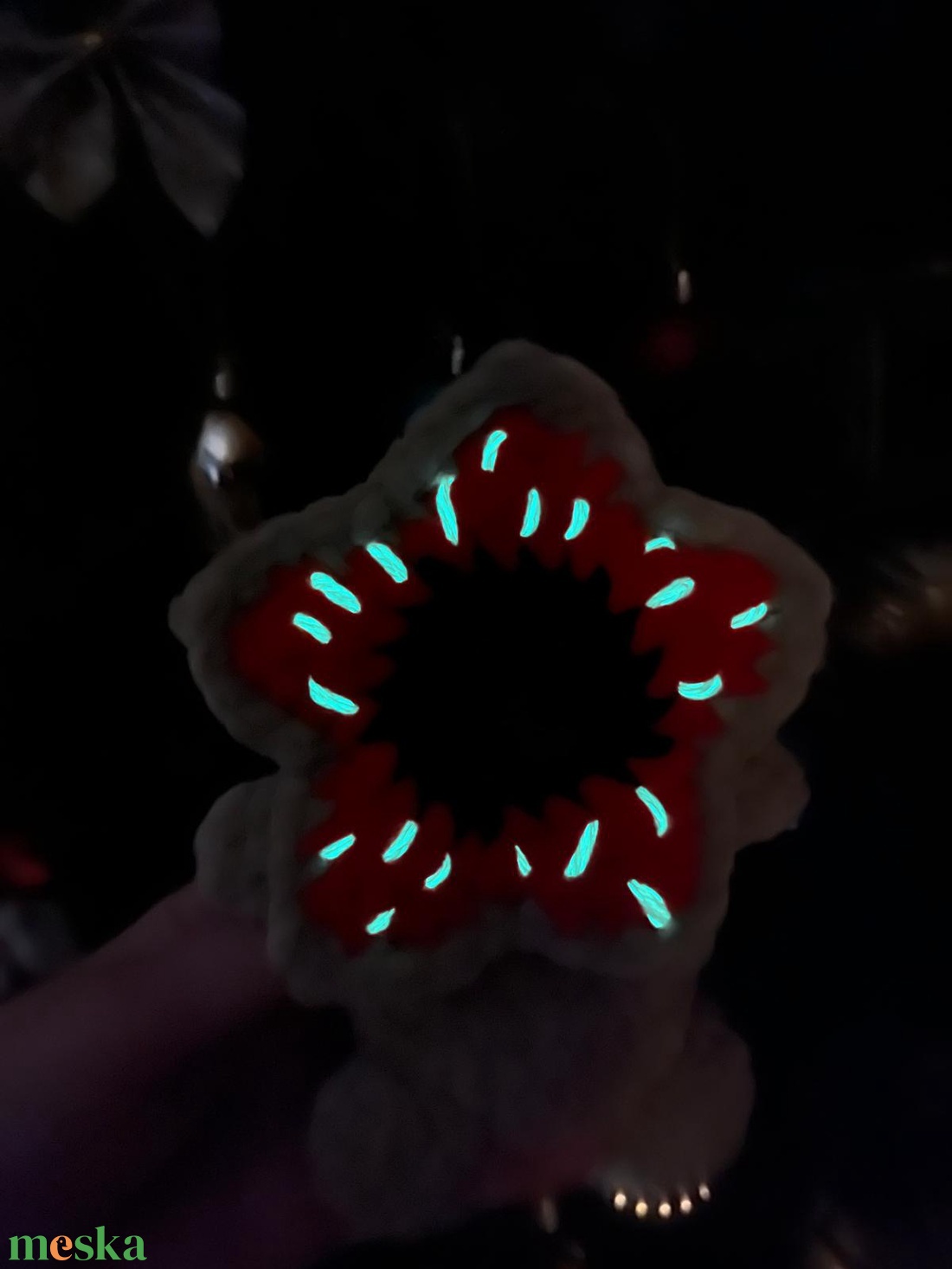 Világítós, horgolt Stranger Things Baby Demogorgon 18 cm plüss - játék & sport - plüssállat & játékfigura - más figura - Meska.hu